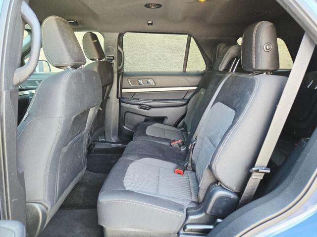 Photo of 2018 Blue Metallic Ford Explorer