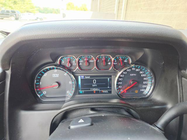 Photo of 2019 White GMC Yukon