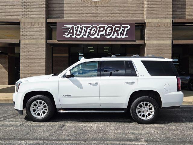 Photo of 2019 White GMC Yukon