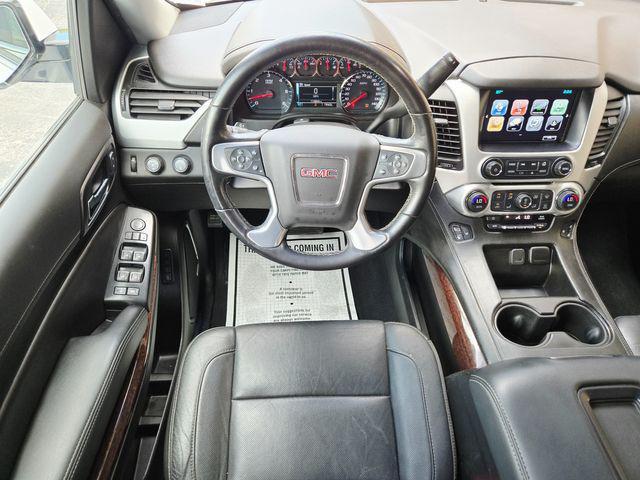 Photo of 2019 White GMC Yukon
