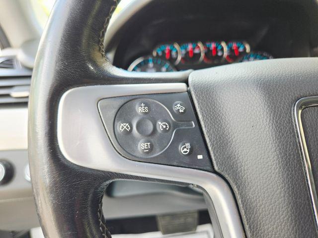 Photo of 2019 White GMC Yukon
