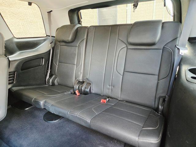 Photo of 2019 White GMC Yukon