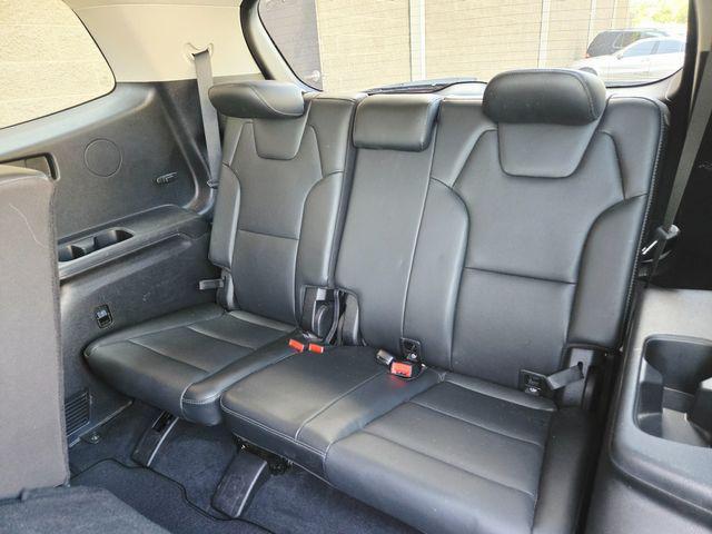 Photo of 2020 Snow White Pearl Kia Telluride