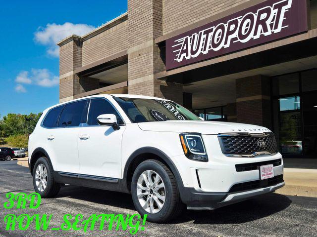 Photo of 2020 Snow White Pearl Kia Telluride