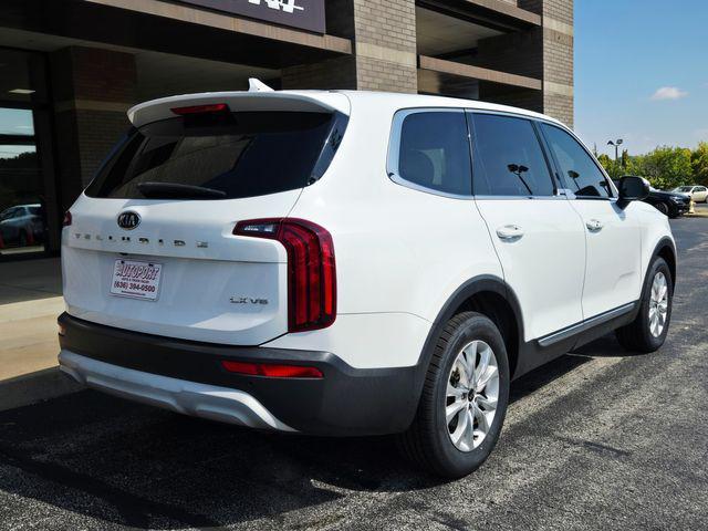 Photo of 2020 Snow White Pearl Kia Telluride