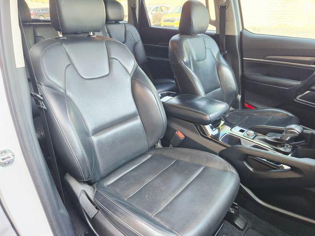 Photo of 2020 Snow White Pearl Kia Telluride