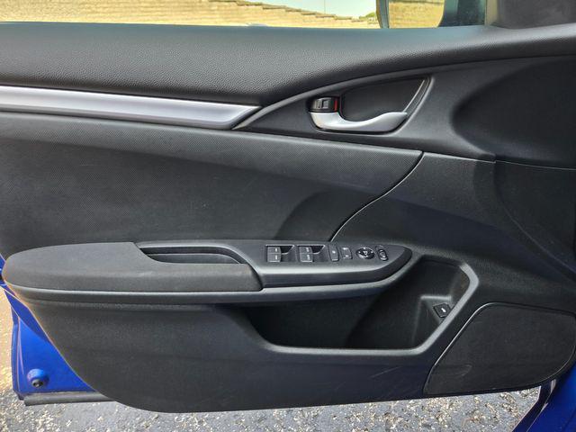 Photo of 2017 Blue Honda Civic