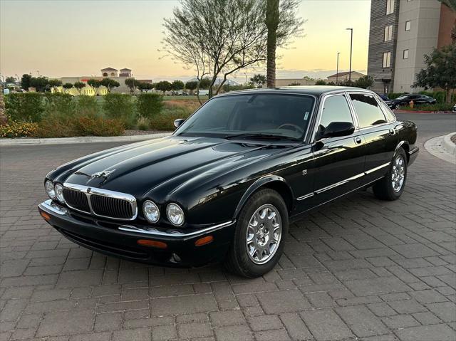 2000 Jaguar XJ8