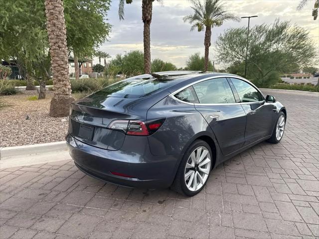 Photo of 2020 Midnight Silver Metallic Tesla Model 3