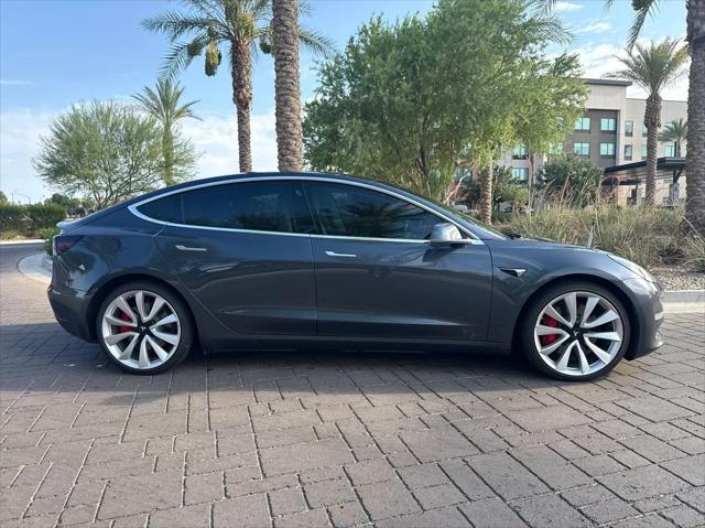 Photo of 2019 Solid Black Tesla Model 3