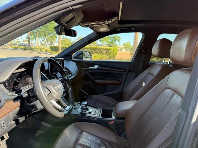 Photo of 2018 Blue Audi Q5