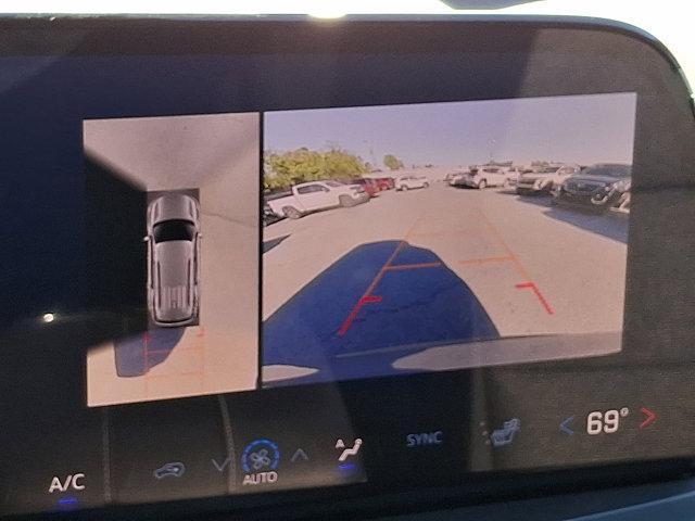 Photo of 2025 Lakeshore Blue Metallic Chevrolet Traverse