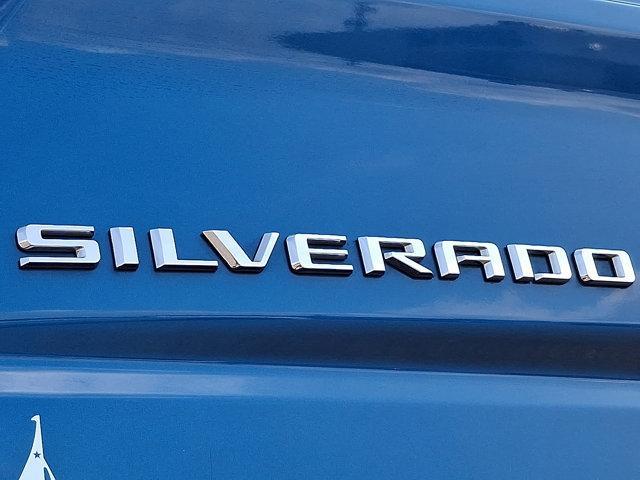 Photo of 2022 Glacier Blue Metallic Chevrolet Silverado 1500