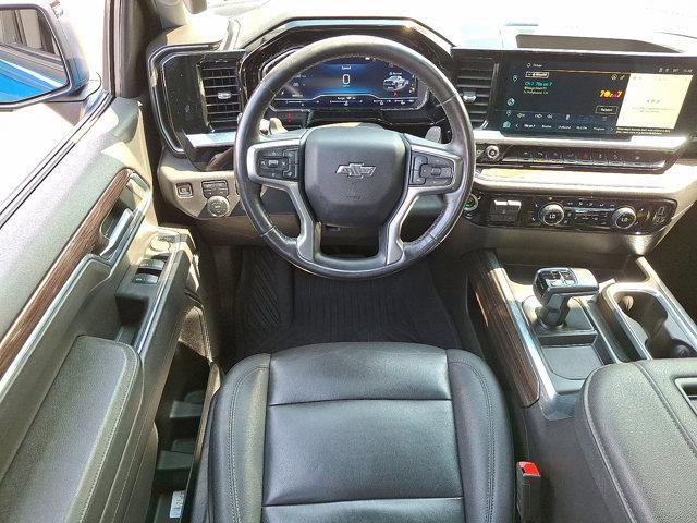 Photo of 2022 Glacier Blue Metallic Chevrolet Silverado 1500