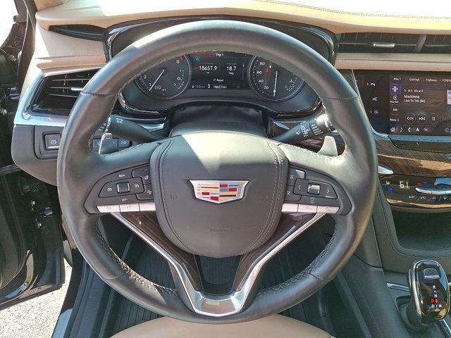 Photo of 2023 Stellar Black Metallic Cadillac XT6