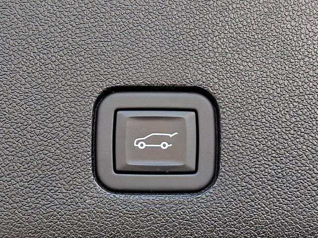 Photo of 2023 Stellar Black Metallic Cadillac XT6