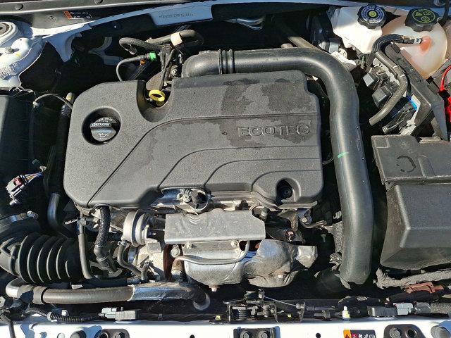 Photo of 2024 Summit White Chevrolet Malibu
