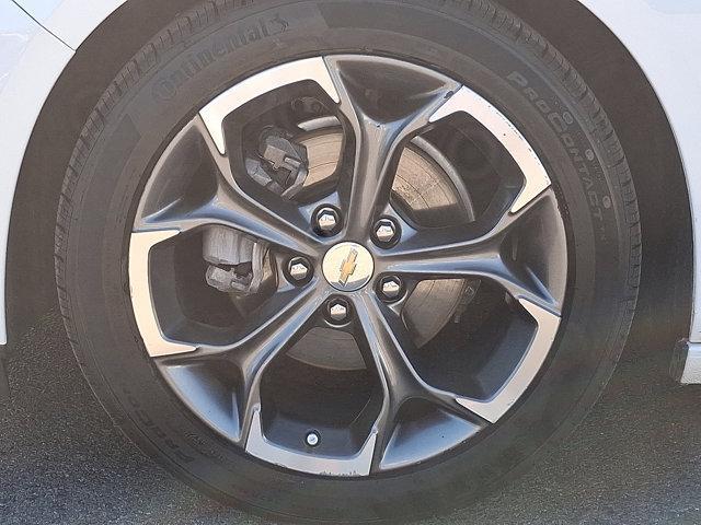 Photo of 2024 Summit White Chevrolet Malibu