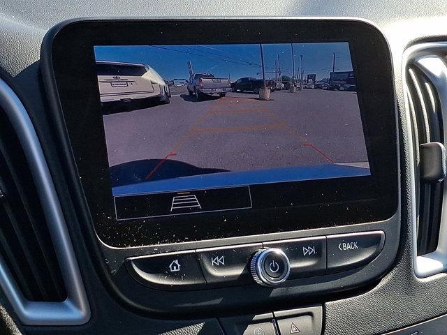 Photo of 2024 Summit White Chevrolet Malibu