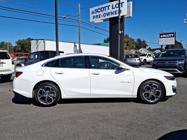 Photo of 2024 Summit White Chevrolet Malibu