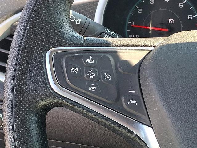 Photo of 2024 Summit White Chevrolet Malibu