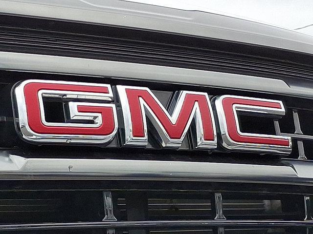 Photo of 2024 Summit White GMC Terrain