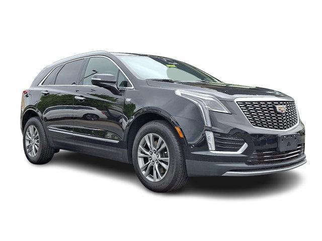 Photo of 2021 Stellar Black Metallic Cadillac XT5