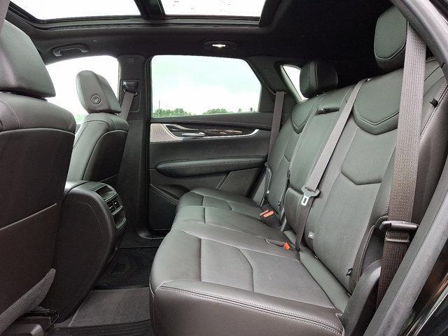 Photo of 2021 Stellar Black Metallic Cadillac XT5