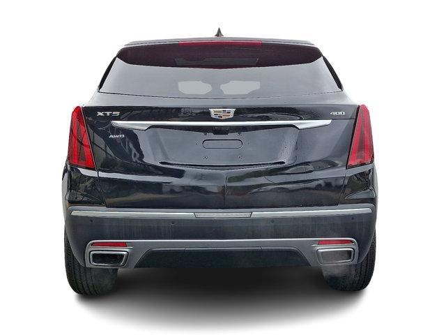 Photo of 2021 Stellar Black Metallic Cadillac XT5