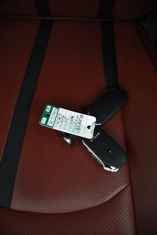 Photo of 2024 Glacial White Pearl Kia K5