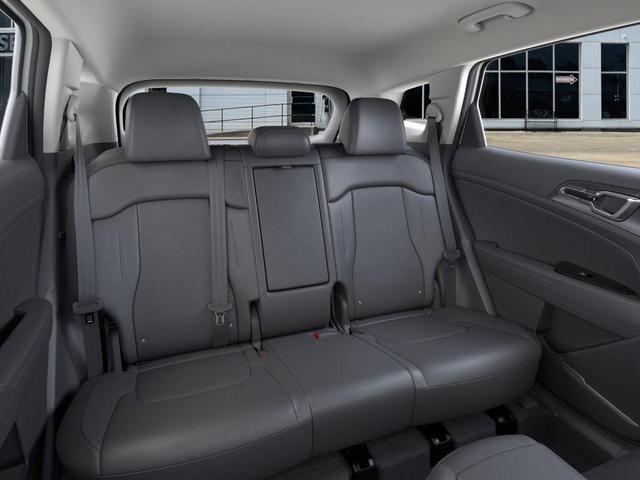 Photo of 2025 Snow White Pearl Kia Sportage Hybrid