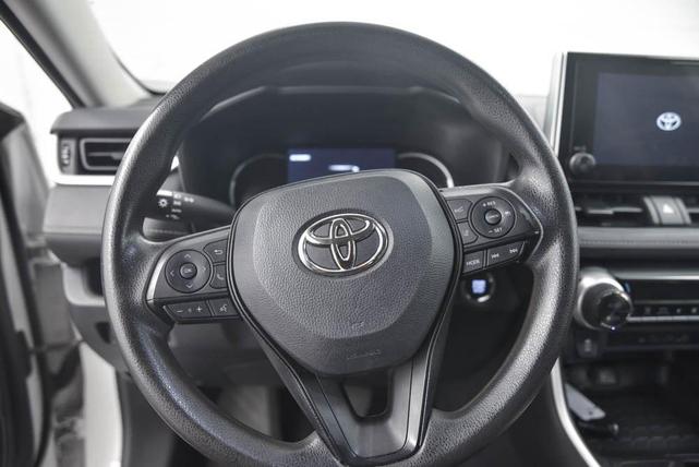 Photo of 2023 Ice Cap Toyota RAV4
