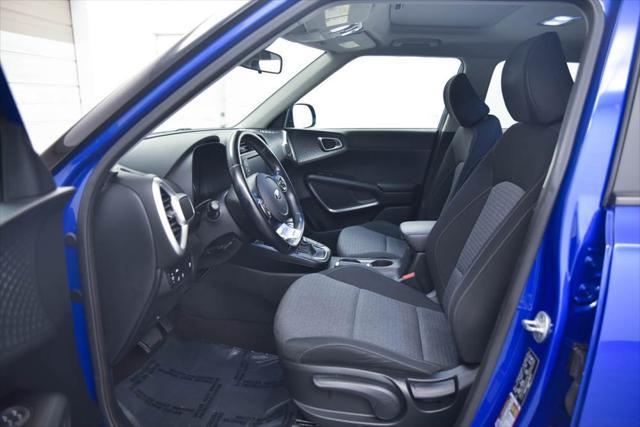 Photo of 2021 Neptune Blue Kia Soul