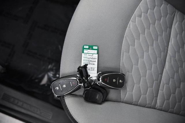 Photo of 2018 Mosaic Black Metallic Chevrolet Equinox