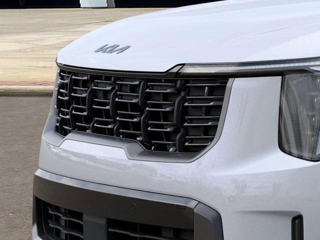 Photo of 2025 Glacial White Pearl Kia Sorento