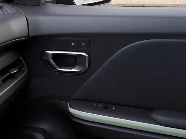 Photo of 2025 Gray Kia K4