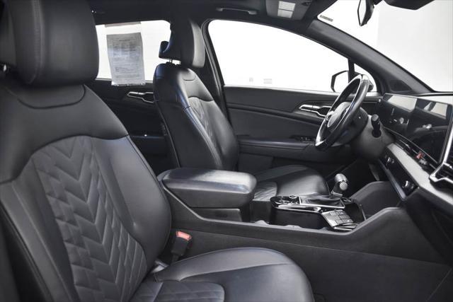 Photo of 2023 Ebony Black Kia Sportage