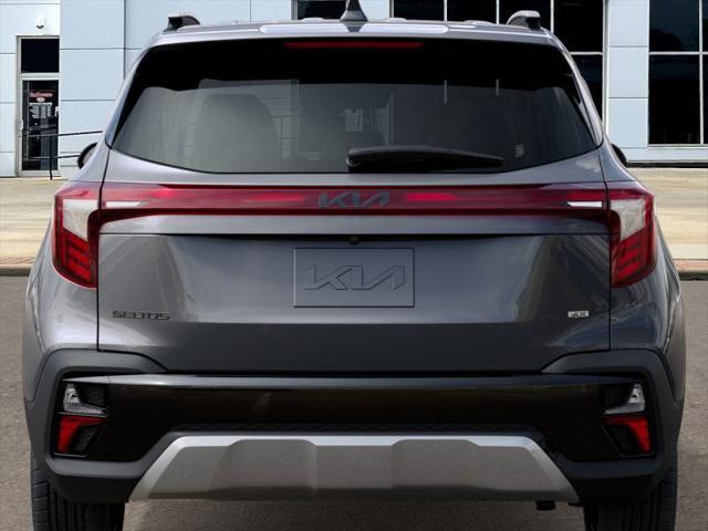 Photo of 2025 Steel Gray Kia Seltos