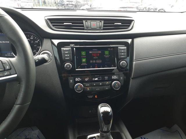 Photo of 2018 Gun Metallic Nissan Rogue