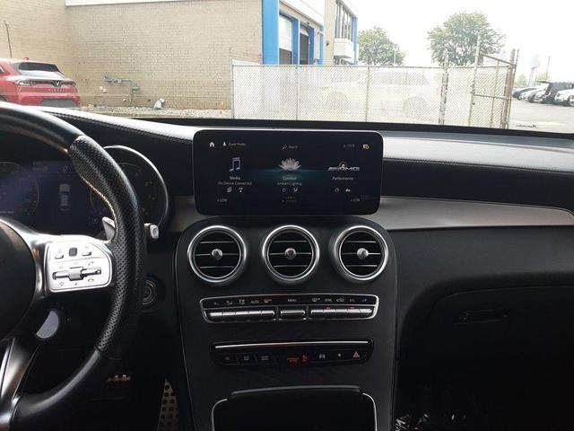 Photo of 2021 Polar White Mercedes-Benz AMG GLC 63
