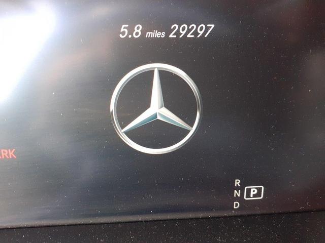 Photo of 2021 Polar White Mercedes-Benz AMG GLC 63