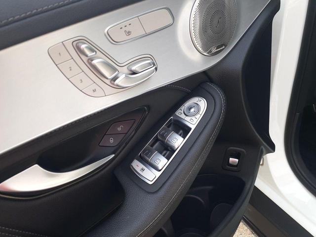 Photo of 2021 Polar White Mercedes-Benz AMG GLC 63