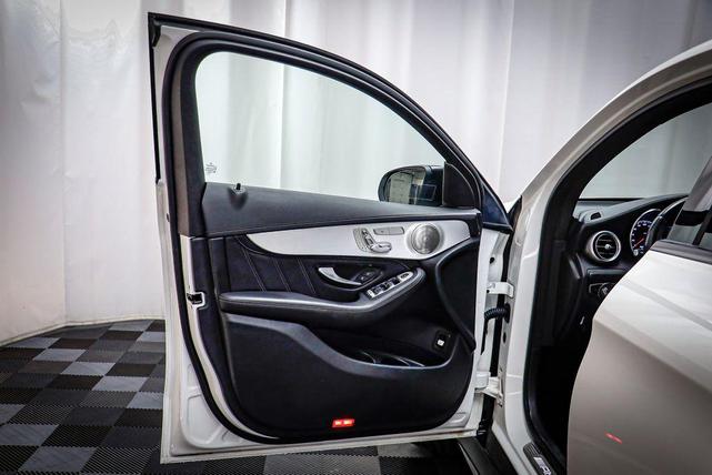 Photo of 2021 Polar White Mercedes-Benz AMG GLC 63