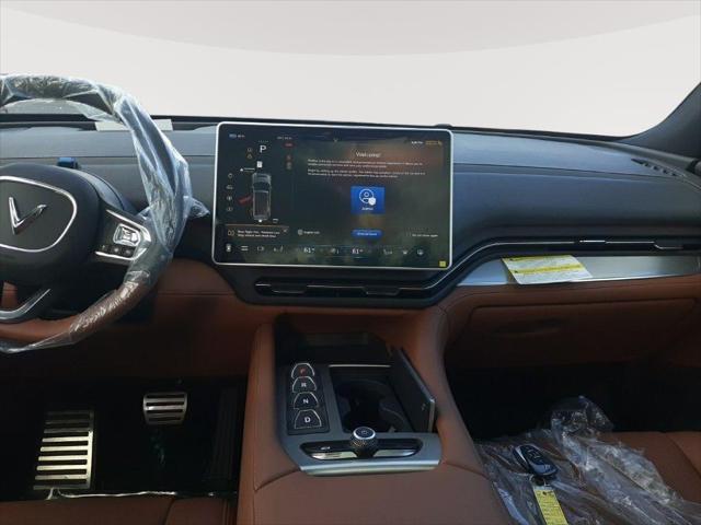 Photo of 2024 Neptune Grey Metallic VinFast VF 9
