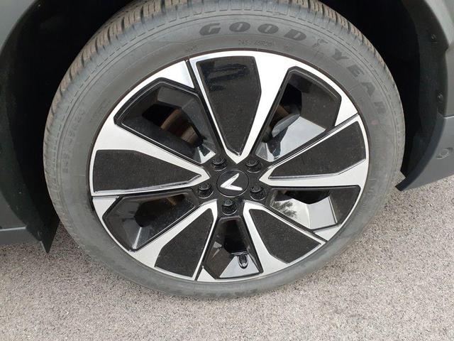 Photo of 2023 Neptune Grey Metallic VinFast VF 8