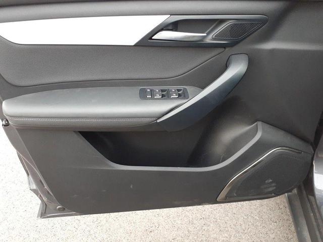 Photo of 2023 Neptune Grey Metallic VinFast VF 8