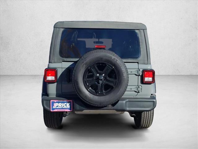 Photo of 2022 Sting-Gray Clearcoat Jeep Wrangler