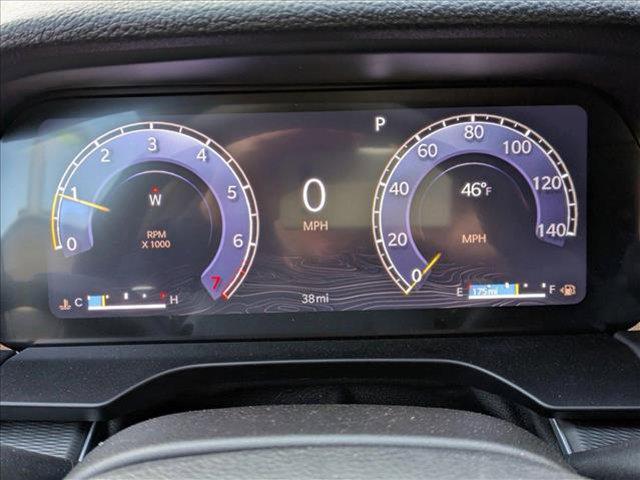 Photo of 2025 Diamond Black Crystal Pearlcoat Jeep Grand Cherokee L