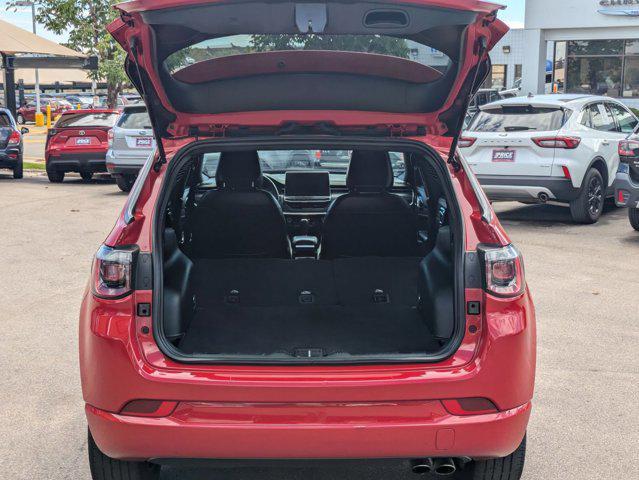 Photo of 2022 Redline Pearlcoat Jeep Compass