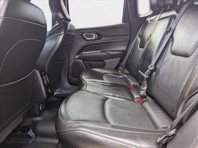 Photo of 2022 Redline Pearlcoat Jeep Compass